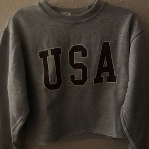 Brandy Melville USA Cropped Sweatshirt